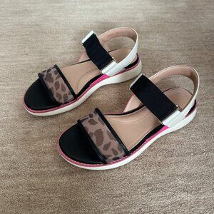 Cole Haan Grand Ambition Carmel Sandals Leo Print/Pink